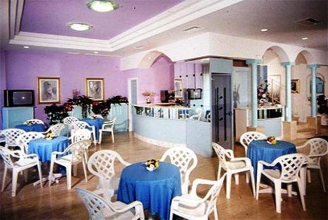Hotel Bellavista-Olympic Rimini Exteriör bild