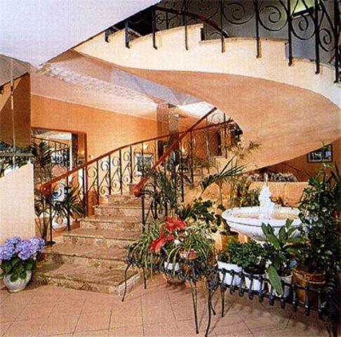 Hotel Bellavista-Olympic Rimini Exteriör bild