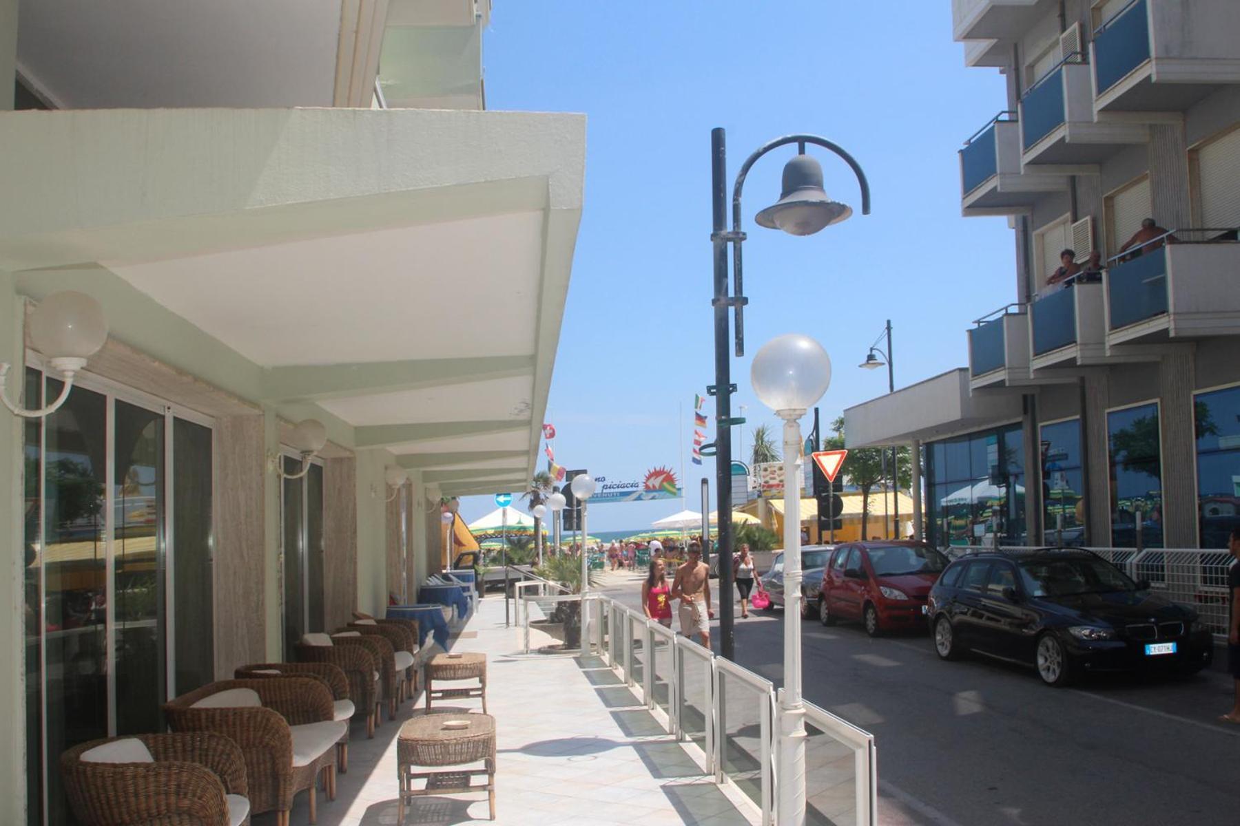 Hotel Bellavista-Olympic Rimini Exteriör bild