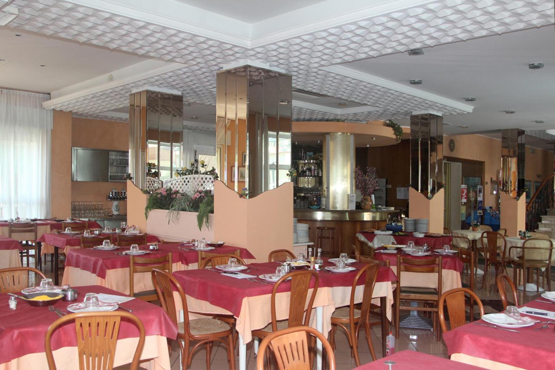 Hotel Bellavista-Olympic Rimini Exteriör bild